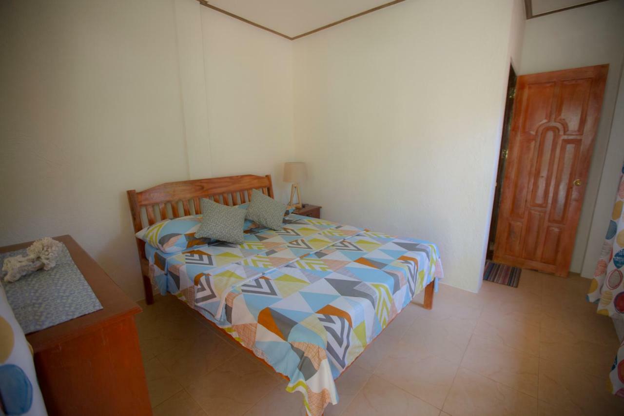 Chekesh Casa Hotel Siquijor Exterior photo